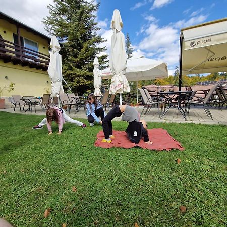 Apartamente Private A&L View Sinaia Exteriör bild